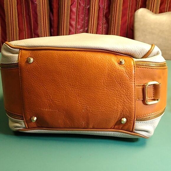 Valentina White and Tan Leather Women\'s Shoulder/Crossbody Bag main image 9